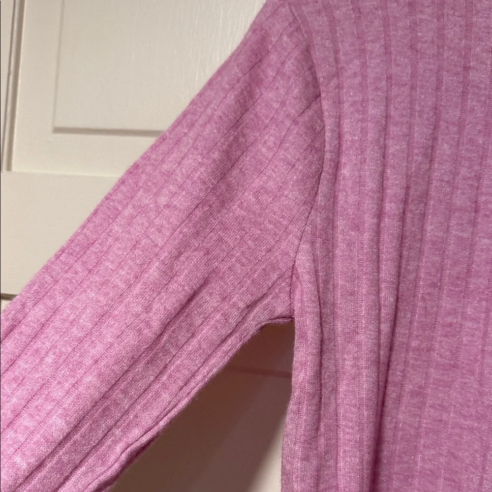 Zenana Outfitters Ribbed Henley Long Sleeve Top Light Lavender Pink size medium